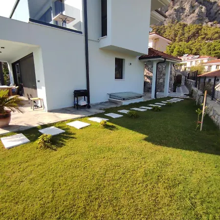 Villa Goecek Begonvil 16 Deniz Manzarali 3+1 Villa *